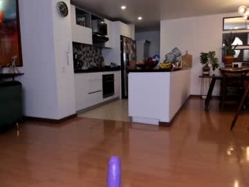 webcam girl nikkisweetie live cam image #1958412
