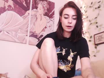 webcam girl eeeveee live cam image #1776166