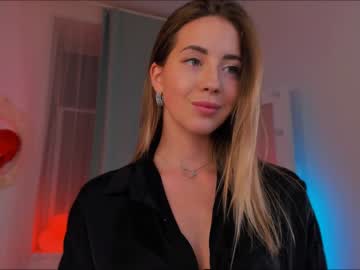 webcam girl emmi_rosee live cam image #6389716
