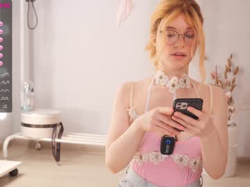 webcam girl illegaldream live cam image #1473810