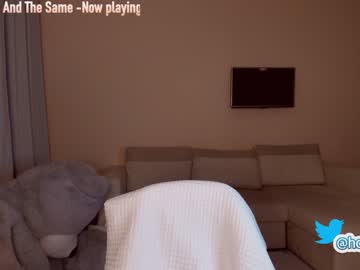 webcam girl hollyextra live cam image #1725398