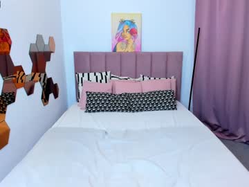 webcam girl liloneforyou live cam image #4505273