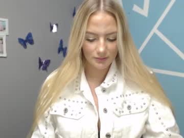 webcam girl shy_zorii live cam image #1363560