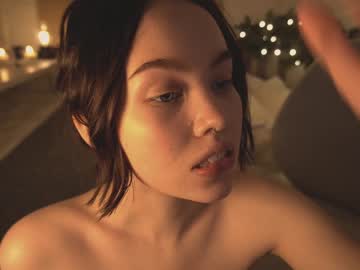 webcam girl bibi_it_is live cam image #764325