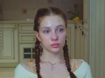 webcam girl shirleywhitney live cam image #6104821