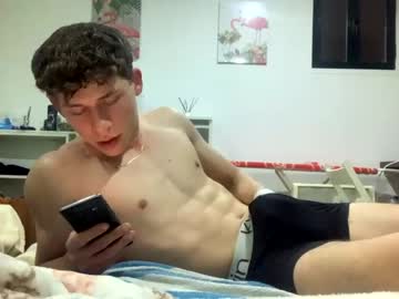 webcam man youthblond12 live cam image #3576734