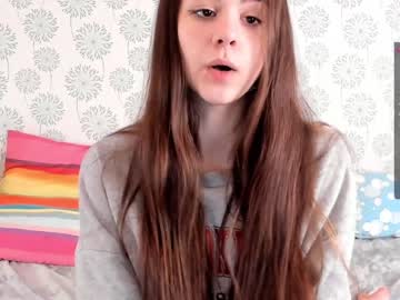 webcam girl ainaschavell live cam image #2102130