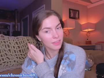 webcam girl chroniclove live cam image #4336062