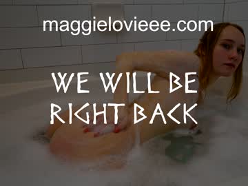webcam girl maggielovieee live cam image #1591090