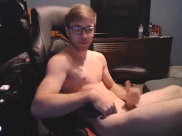 webcam man straight_white_guy live cam image #1857682