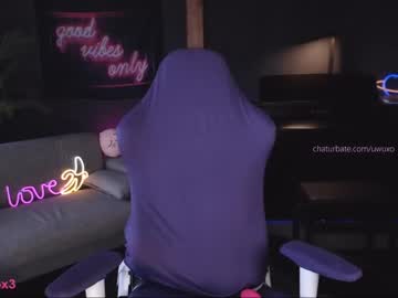 webcam girl uwuxo live cam image #4858138