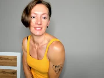 webcam girl dorothy_meyer live cam image #4901740