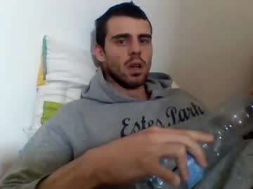 webcam man kerzo29 live cam image #3000197