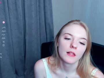 webcam girl synnovegrise live cam image #6804133