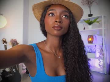 webcam girl tayraparadise live cam image #1810537