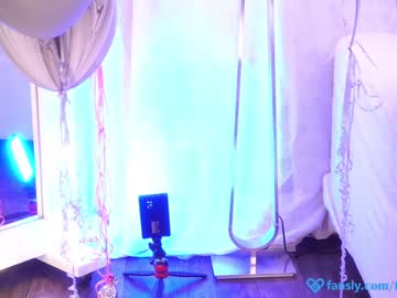webcam girl eva_fashionista live cam image #3850983