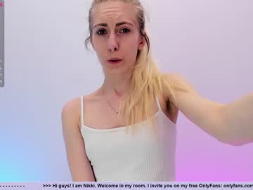 webcam girl girl_i_am live cam image #3954066