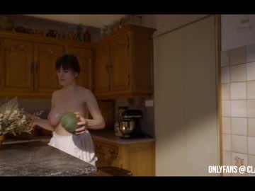 webcam girl claire_moulin live cam image #3623992