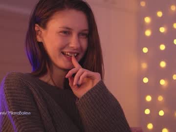 webcam girl milanabaileys live cam image #6104737