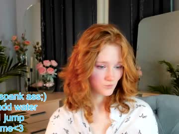 webcam girl navy_blush live cam image #6333977