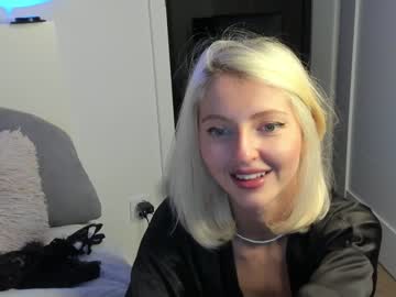 webcam girl yournaughtymiss live cam image #5467169