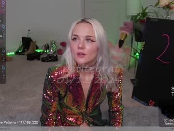 webcam girl petitebrat live cam image #6164295
