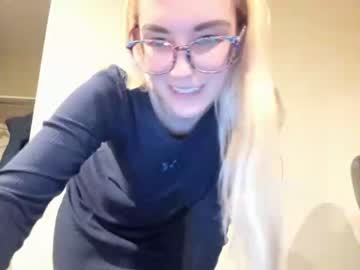webcam girl mariah95 live cam image #666204