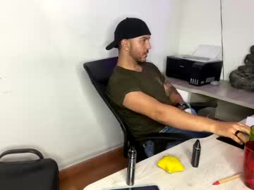 webcam man tommy_jhonn live cam image #2366640