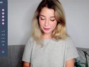 webcam girl sun_shine_baby live cam image #6455712