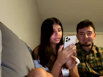 webcam couple xoxoaria25 live cam image #112972