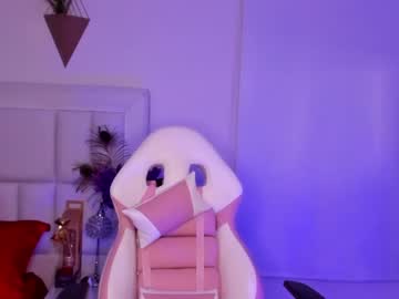 webcam girl scarlett__baker live cam image #239760
