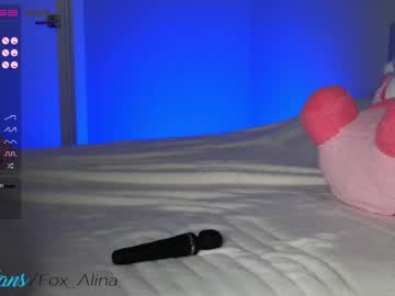 webcam girl fox_alina live cam image #4194172