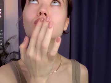 webcam girl lil_babe_ live cam image #5607351