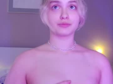 webcam girl evi_wow live cam image #4121546