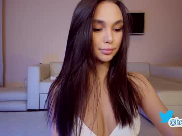 webcam girl hollyextra live cam image #3367174
