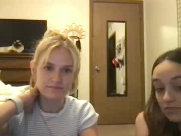 webcam girl lily_lovelace777 live cam image #2100969