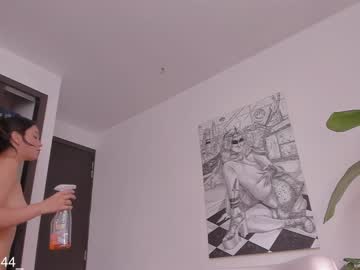 webcam girl alicia_uwu live cam image #1674499