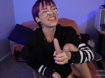 webcam girl rhaenys live cam image #6151080