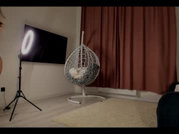 webcam girl emilybatee live cam image #4347589