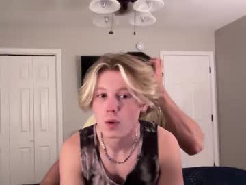 webcam man itsevanwade live cam image #5775736