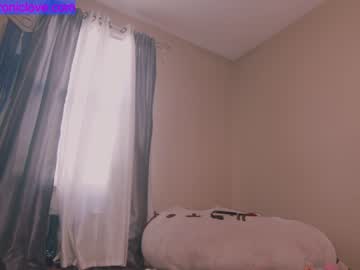 webcam girl chroniclove live cam image #3009001