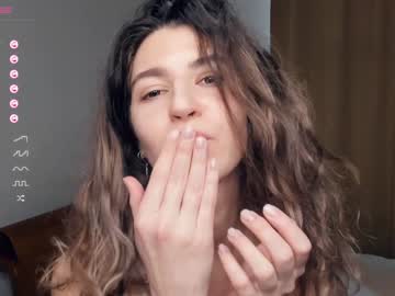 webcam girl lorahartill live cam image #6352528