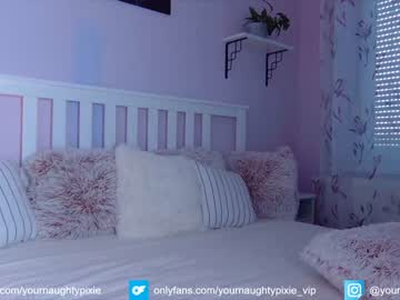 webcam girl yournaughtypixie live cam image #2332251