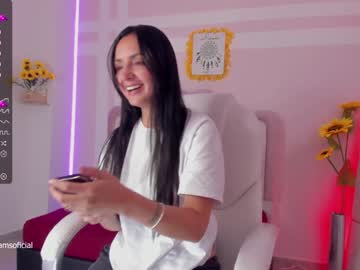 webcam girl annie_dreams live cam image #5230282