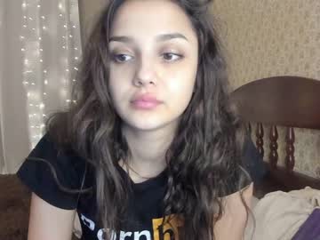 webcam girl so_sweet_poppy live cam image #523970