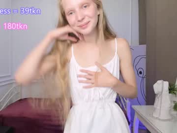 webcam girl jenny_ames live cam image #2673748