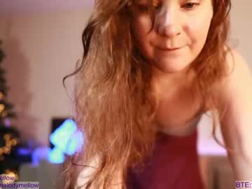 webcam girl in_tune live cam image #705965