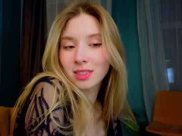 webcam girl milablush live cam image #6504663