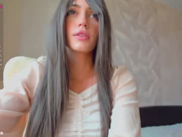 webcam girl milena_manin live cam image #2848300