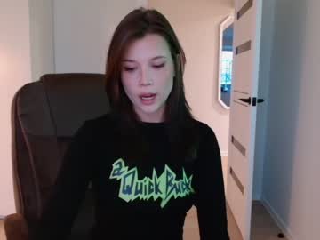 webcam girl bitter_moon live cam image #6969925